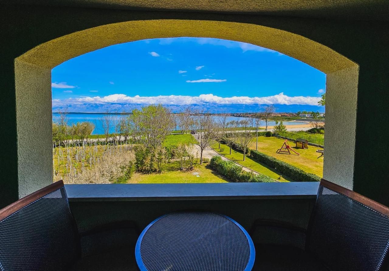 Aenona Sea View Apartments Nin Eksteriør billede